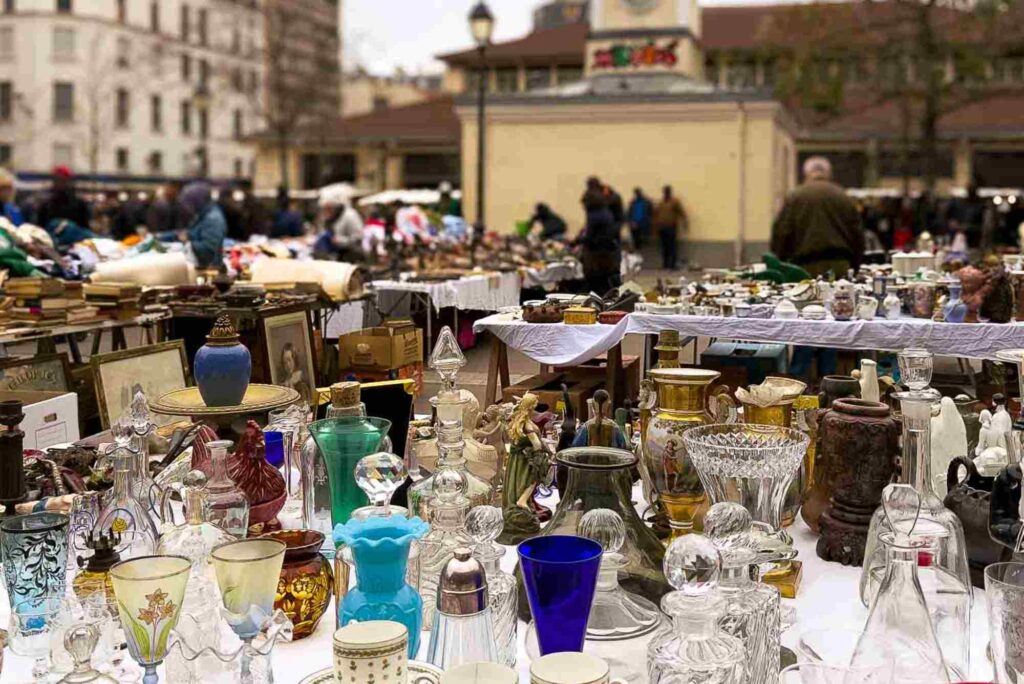 Paris France Sale Dates and Early Bird Tips