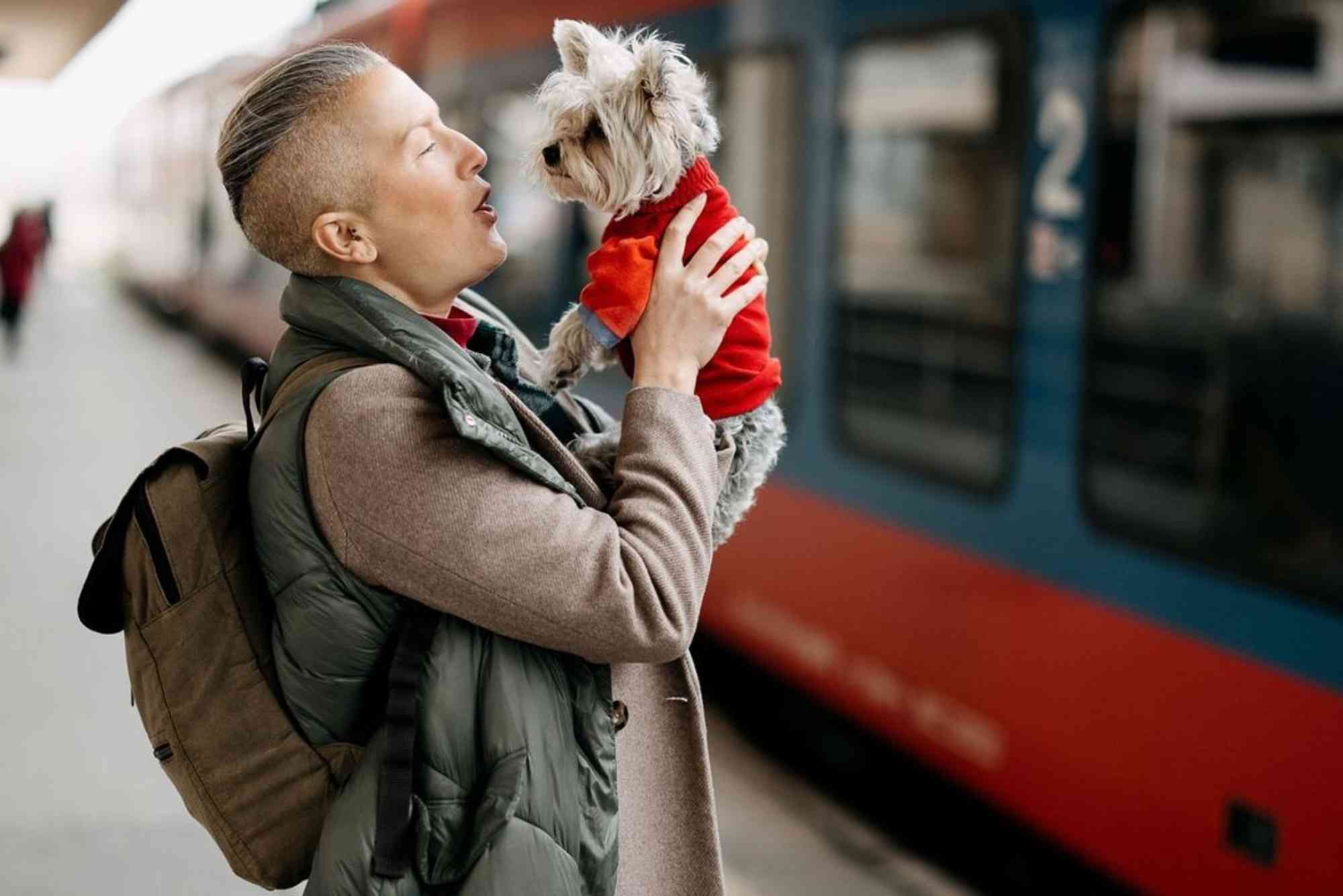 How to Book Train + Hotel Bundles for Cheaper Trips