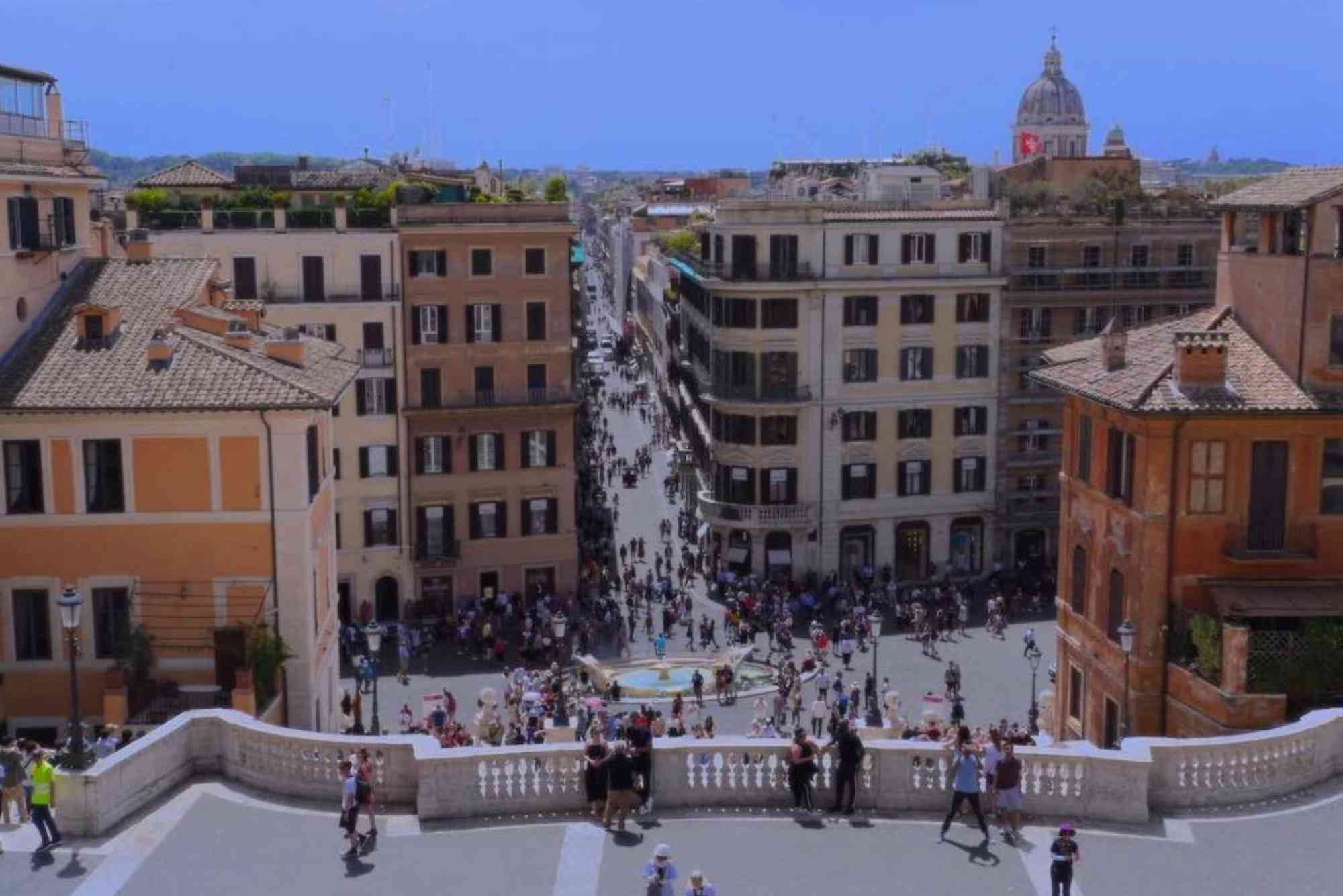 Italy Rome: Via del Corso, Condotti, Frattina Loop