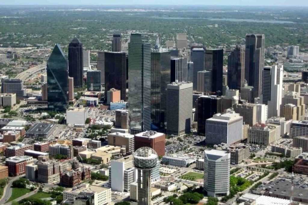 Uptown to North Dallas in a Day