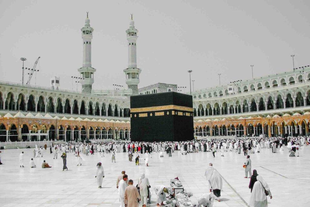 Pakistan to Saudi Umrah Visa Price in 2026: Updated Fees and Price Breakdown